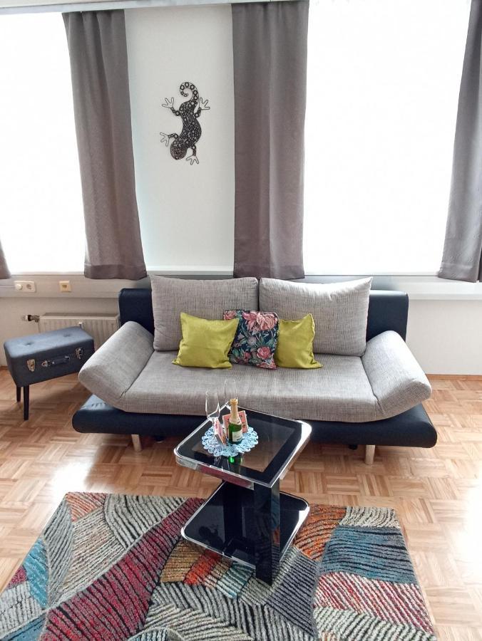 Apartmentstudio Mit Tiefgarage Free Parking Apartment Graz