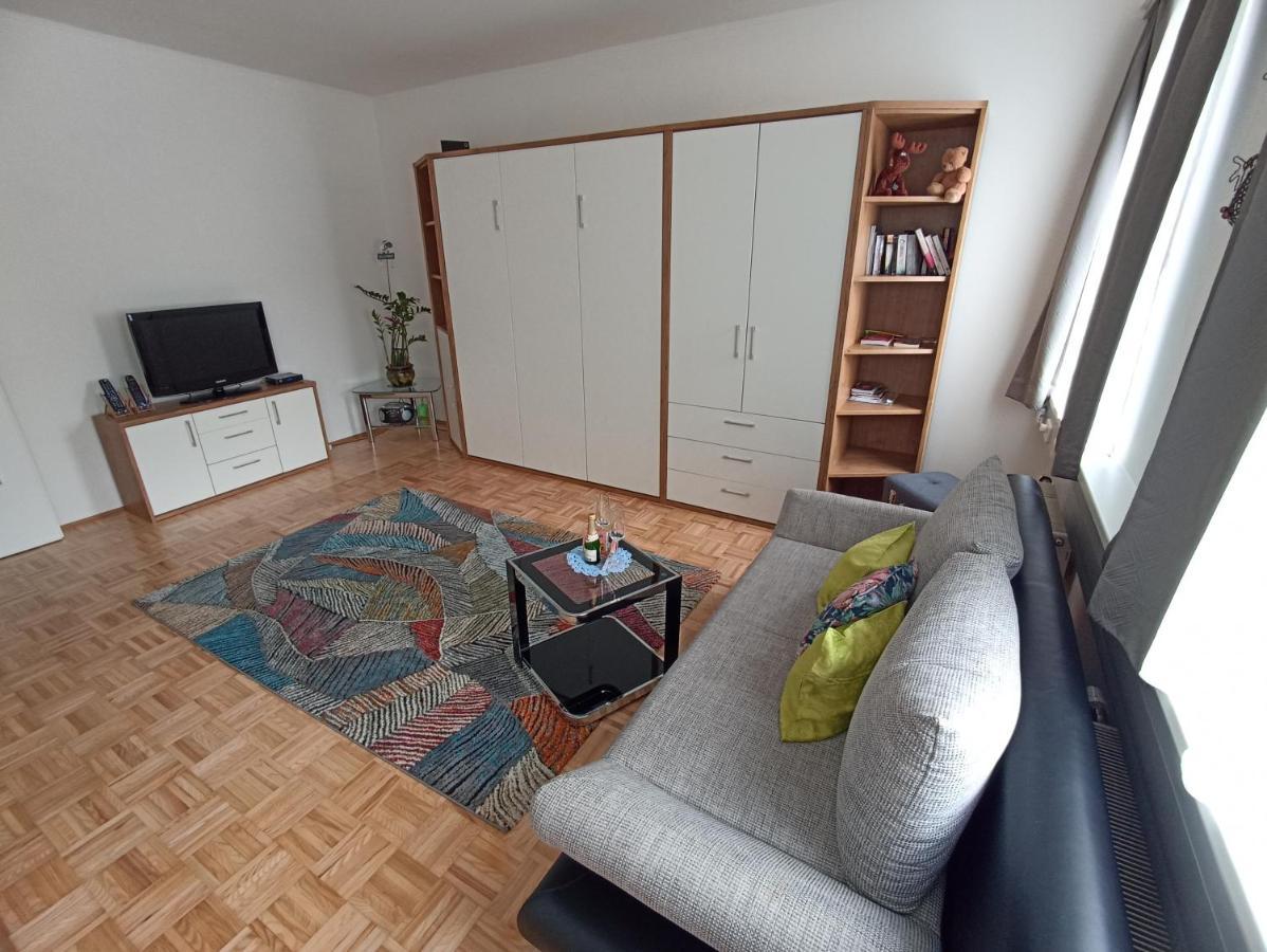 Apartment Apartmentstudio Mit Tiefgarage Free Parking